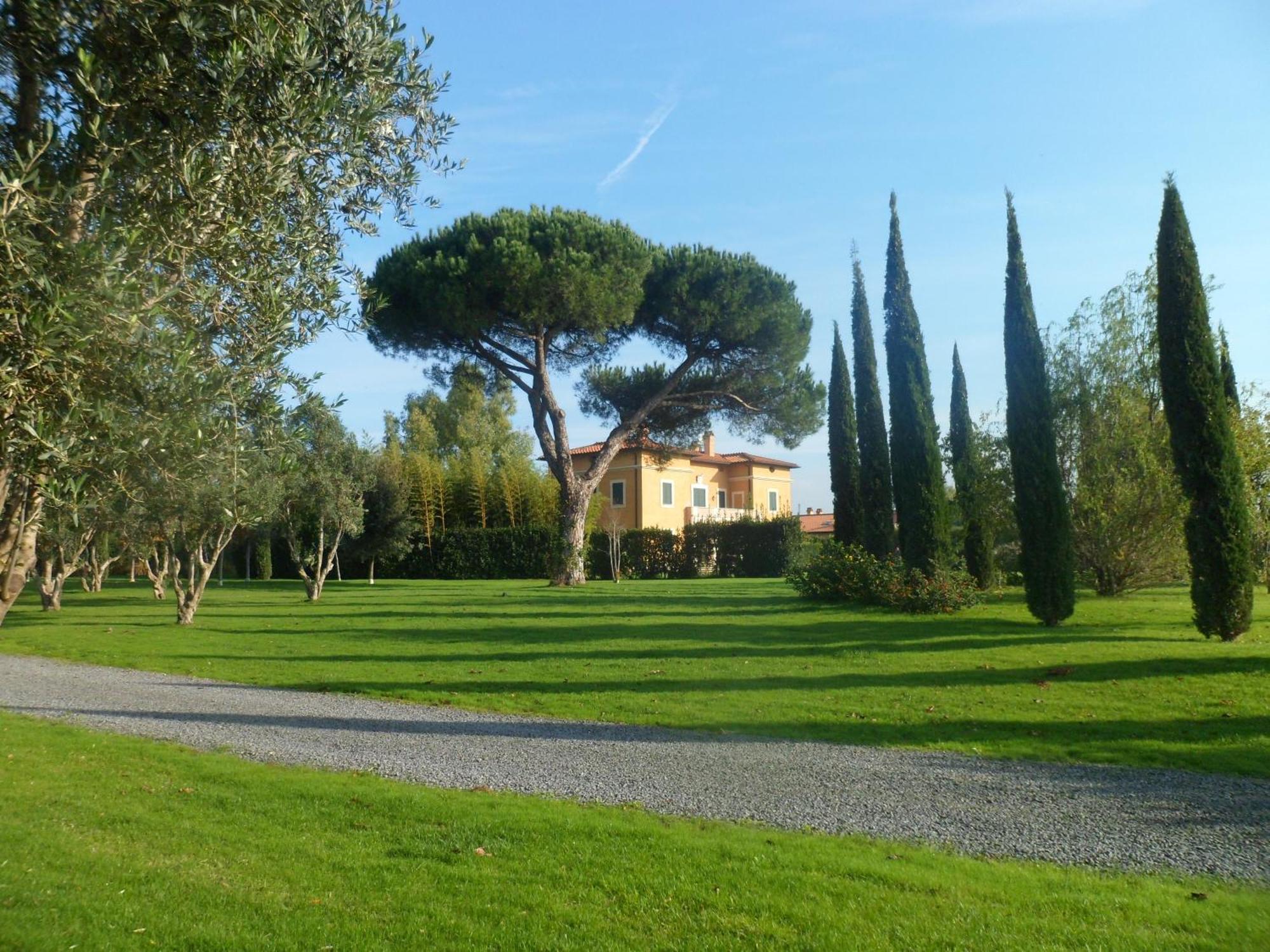 Casale Di Tormaggiore Villa And Country Suites Pomezia Eksteriør billede