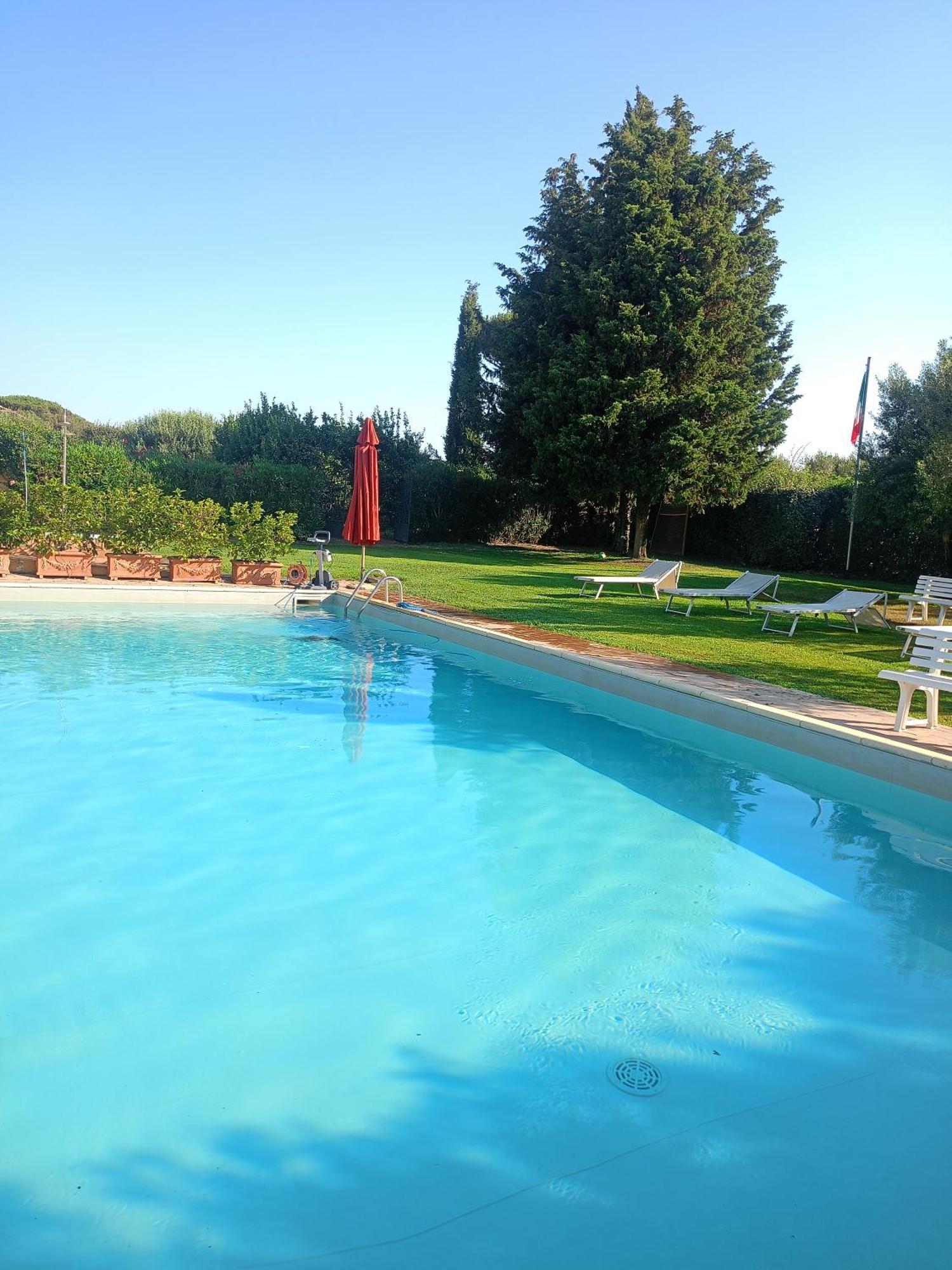 Casale Di Tormaggiore Villa And Country Suites Pomezia Eksteriør billede