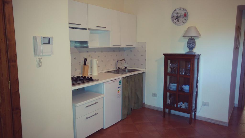 Casale Di Tormaggiore Villa And Country Suites Pomezia Eksteriør billede